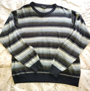 Dockers sweater